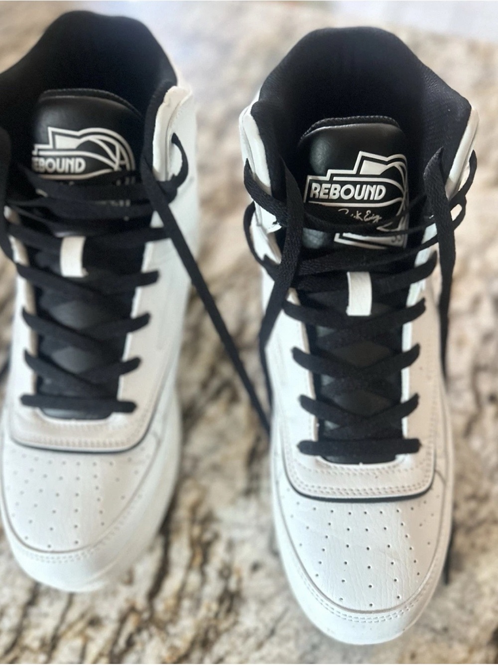 Ewing Athletics Orion Rebound Sneakers Sz 10 White Black 1RBE004-101
